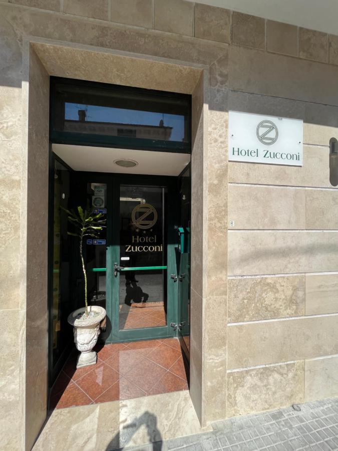 Hotel Zucconi 몬테카티니테르메 외부 사진